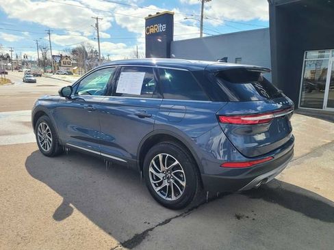 Used 2022 Lincoln Corsair Standard w/ Equipment Group 101A image 10