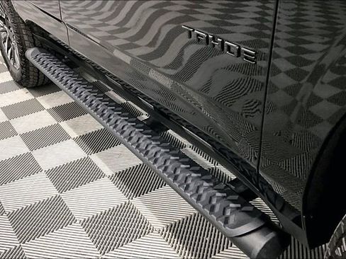 Used 2026 Chevrolet Tahoe Z71 w/ Comfort Package image 11