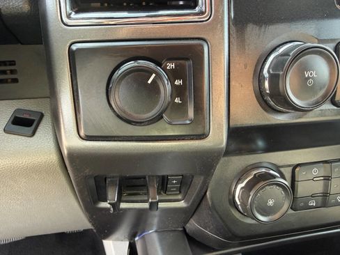 Used 2019 Ford F250 XLT w/ XLT Value Package image 23