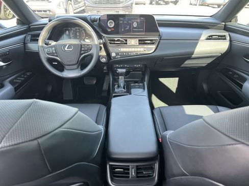 Used 2022 Lexus ES 350 w/ Premium Package image 18