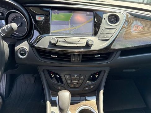 Used 2019 Buick Envision Essence AWD/4WD image 7