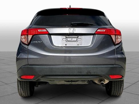 Used 2017 Honda HR-V EX image 4