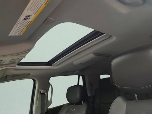 Used 2019 Cadillac Escalade Premium Luxury RWD image 23