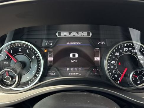 Used 2022 RAM 1500 Big Horn AWD/4WD image 13