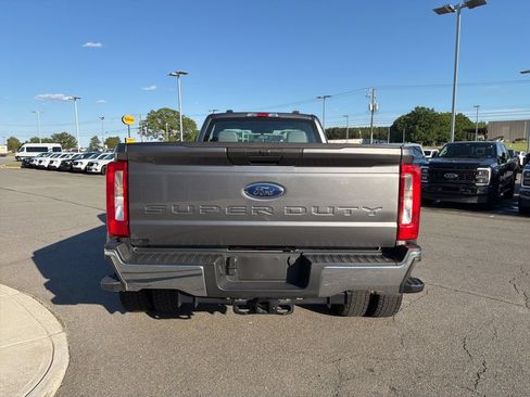 Used 2025 Ford F450 XL w/ XL Chrome Package AWD/4WD image 3