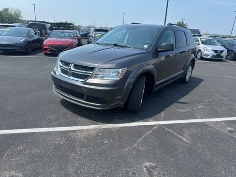 Used 2018 Dodge Journey SE w/ Connectivity Group image 3