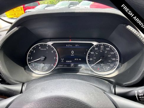 Used 2023 Nissan Sentra SV FWD image 15