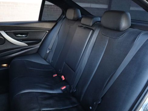 Used 2016 BMW 320i Sedan image 22