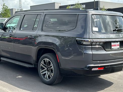 New 2026 Jeep Grand Wagoneer L 2WD image 7