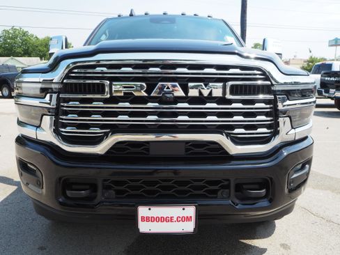 New 2025 RAM 2500 Limited image 4