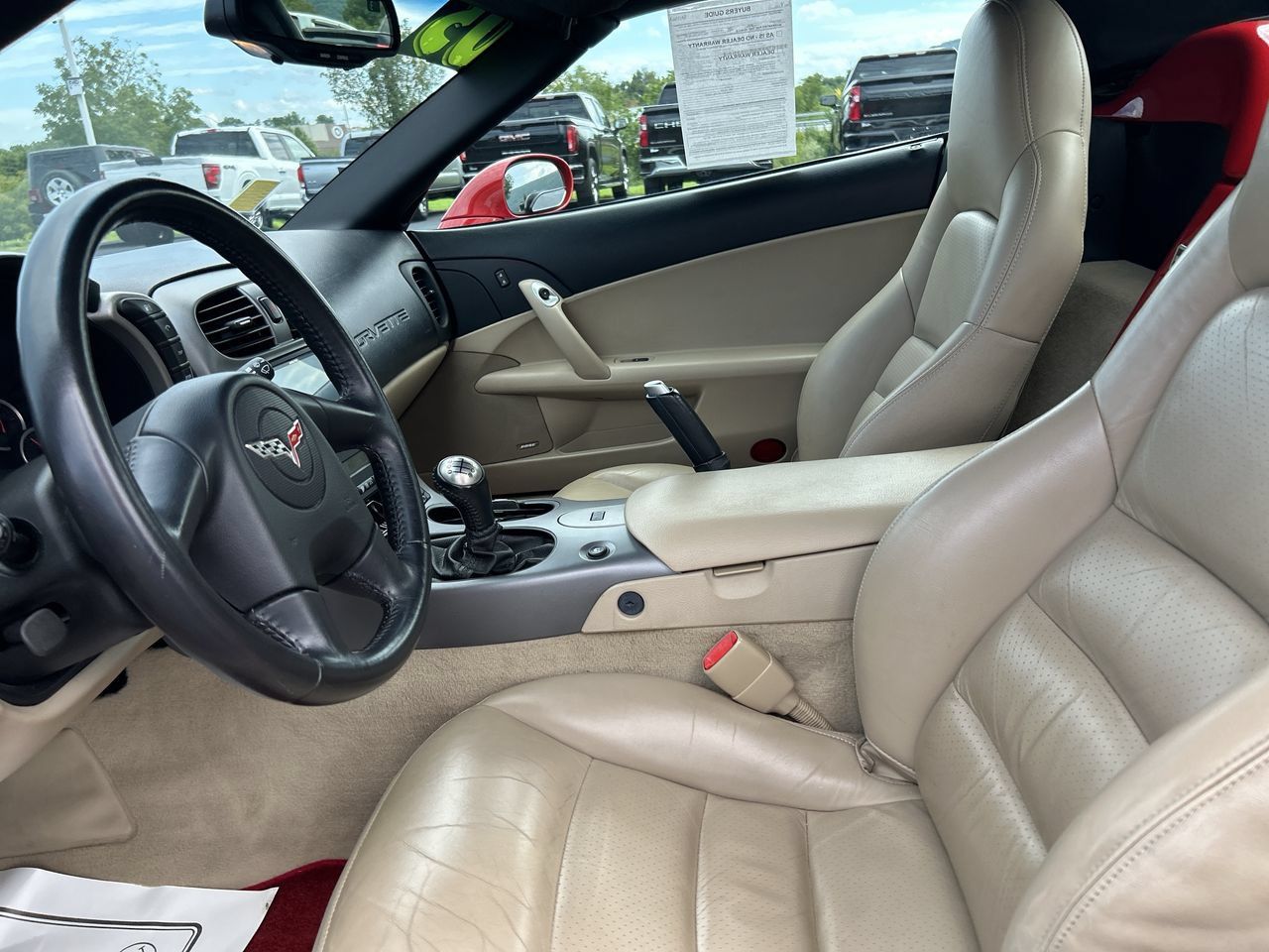 Used 2005 Chevrolet Corvette Convertible w/ Preferred Equipment Group RWD image 18