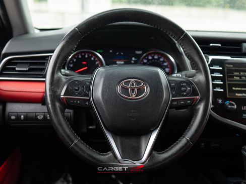 Used 2019 Toyota Camry XSE image 20