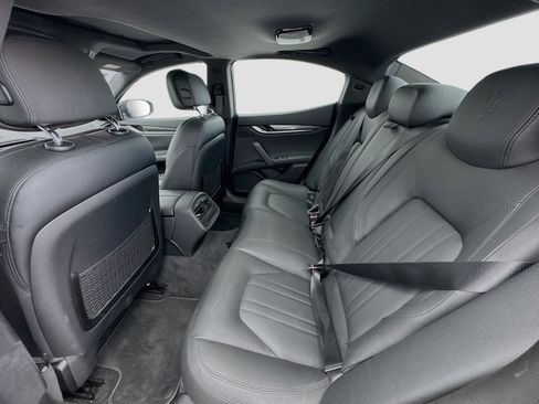 Used 2018 Maserati Ghibli image 16