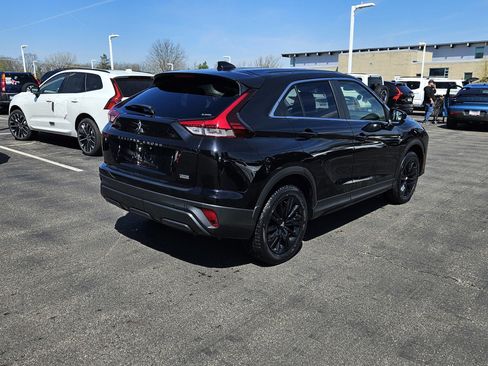 Used 2023 Mitsubishi Eclipse Cross LE AWD/4WD image 4