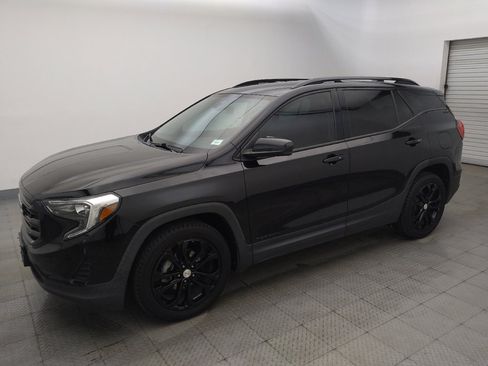 Used 2020 GMC Terrain SLE w/ Driver Convenience Package FWD image 2