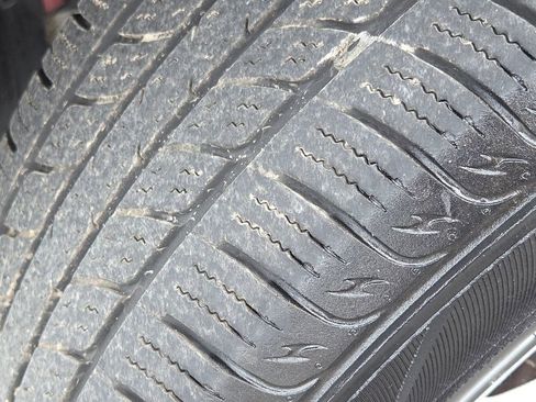 Used 2015 Jeep Cherokee Latitude AWD/4WD image 18