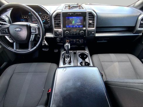 Used 2017 Ford F150 XLT w/ Equipment Group 302A Luxury RWD image 14