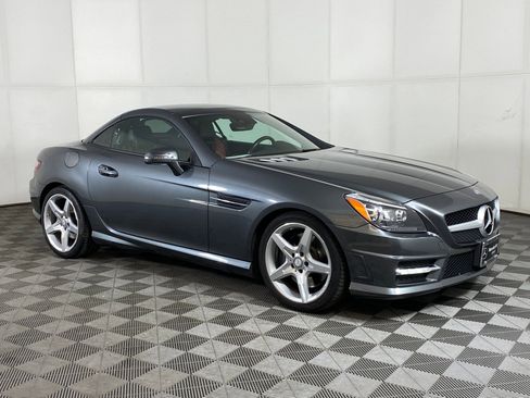 Used 2014 Mercedes-Benz SLK 350 image 7