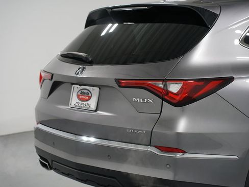 Used 2022 Acura MDX SH-AWD w/ Technology Package image 9
