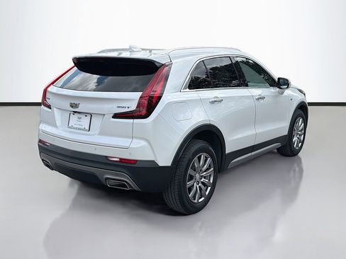 Certified 2022 Cadillac XT4 Premium Luxury w/ Technology Package image 5
