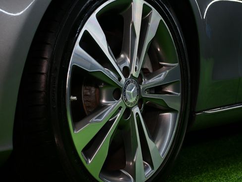 Used 2015 Mercedes-Benz C 300 Sedan w/ Premium 1 Package image 10