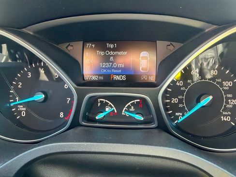 Used 2018 Ford Escape SE FWD image 15