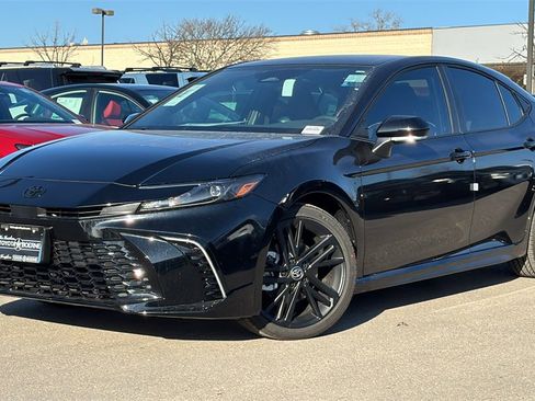 New 2026 Toyota Camry Hybrid image 34