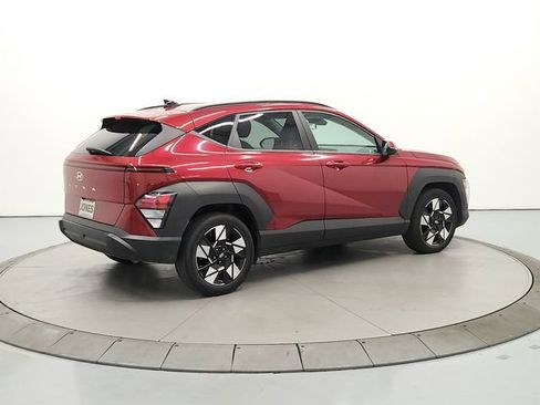 Used 2025 Hyundai Kona SEL FWD image 8