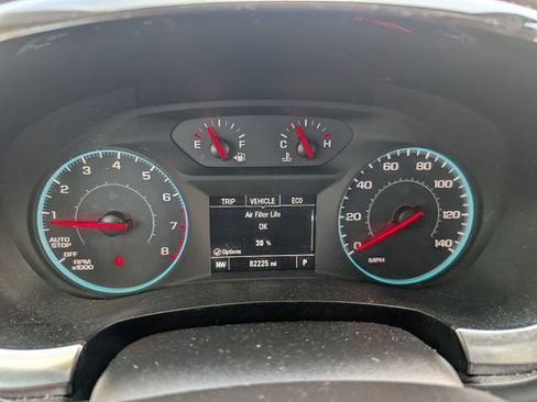 Used 2020 Chevrolet Traverse LS FWD image 15