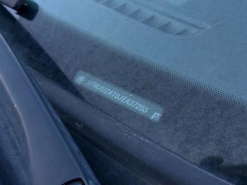 Used 2018 Ford Expedition Limited w/ Equipment Group 301A image 31