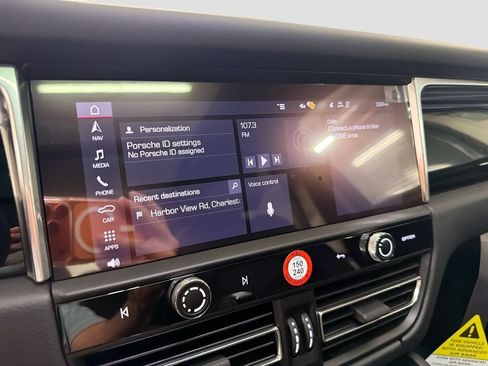 New 2026 Porsche Macan AWD/4WD image 16