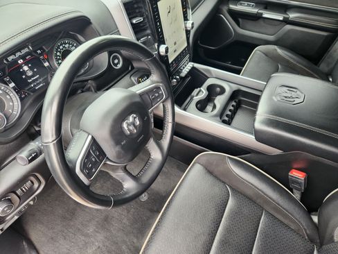 Used 2023 RAM 1500 Laramie AWD/4WD image 15