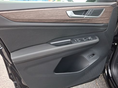 New 2026 Volkswagen Atlas SEL AWD/4WD image 9