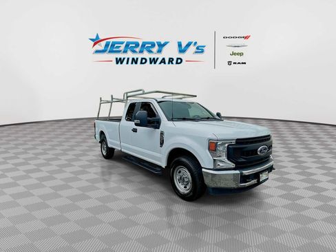 Used 2022 Ford F250 XL w/ Power Equipment Group RWD image 2