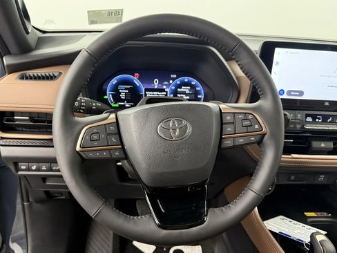 New 2026 Toyota Grand Highlander AWD Hybrid image 19
