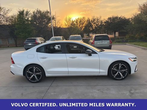 Used 2025 Volvo S60 B5 Plus image 4