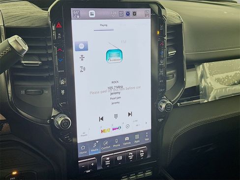 New 2026 RAM 3500 Limited image 13