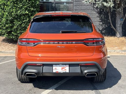 Used 2022 Porsche Macan image 13