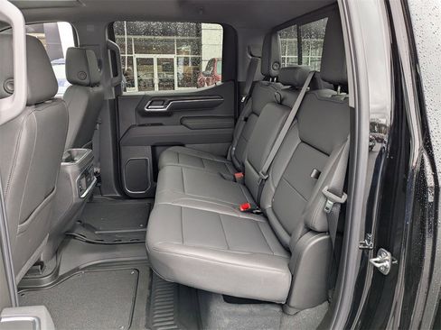 New 2025 GMC Sierra 1500 SLT w/ SLT Premium Package image 9