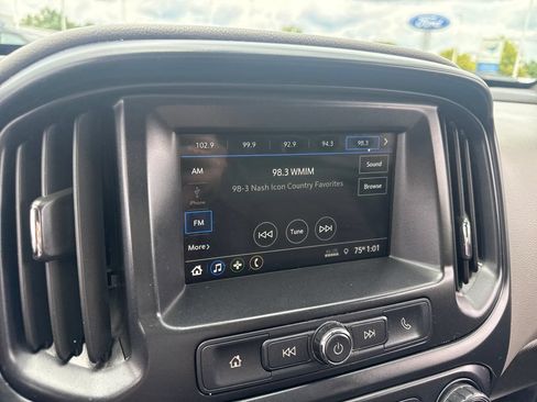 Used 2019 Chevrolet Colorado W/T w/ Custom Special Edition AWD/4WD image 37