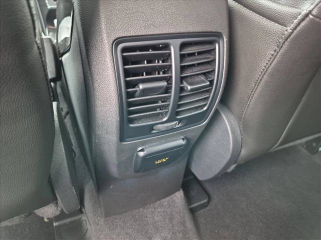 Used 2015 Ford Escape Titanium AWD/4WD image 17