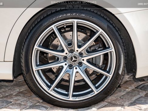 Used 2019 Mercedes-Benz S 560 Sedan image 44