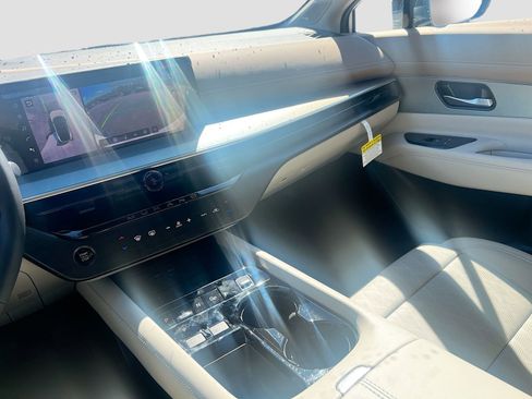 New 2026 Nissan Murano Platinum w/ Cargo Package image 24