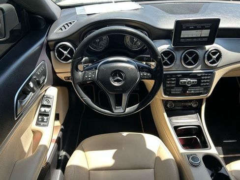 Used 2014 Mercedes-Benz CLA 250 image 9