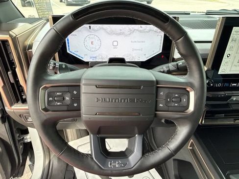 Used 2025 GMC Hummer EV 3X AWD/4WD image 23