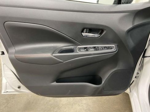 New 2025 Nissan Versa SR w/ Trunk Package image 15