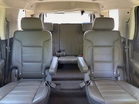 Used 2019 GMC Yukon Denali w/ Denali Ultimate Package AWD/4WD image 9
