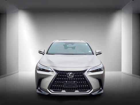 Used 2023 Lexus NX 350 AWD image 5