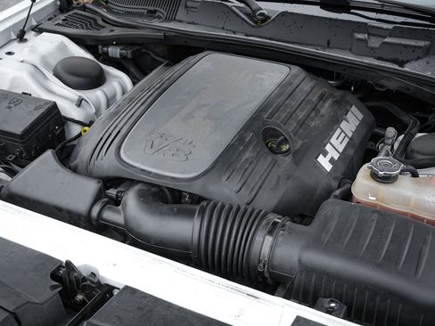 Used 2017 Dodge Challenger R/T w/ Cold Weather Group image 32