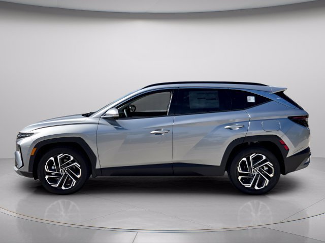 New 2026 Hyundai Tucson Limited FWD image 2